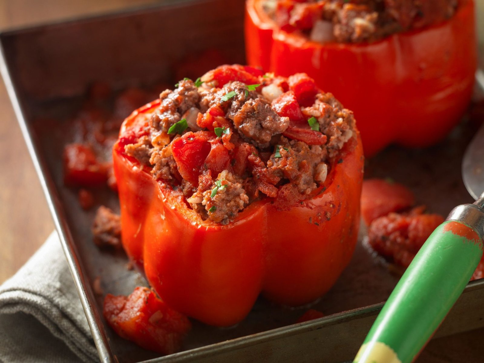 stuffed-peppers-in-tomato-juice-hungarian-paprika