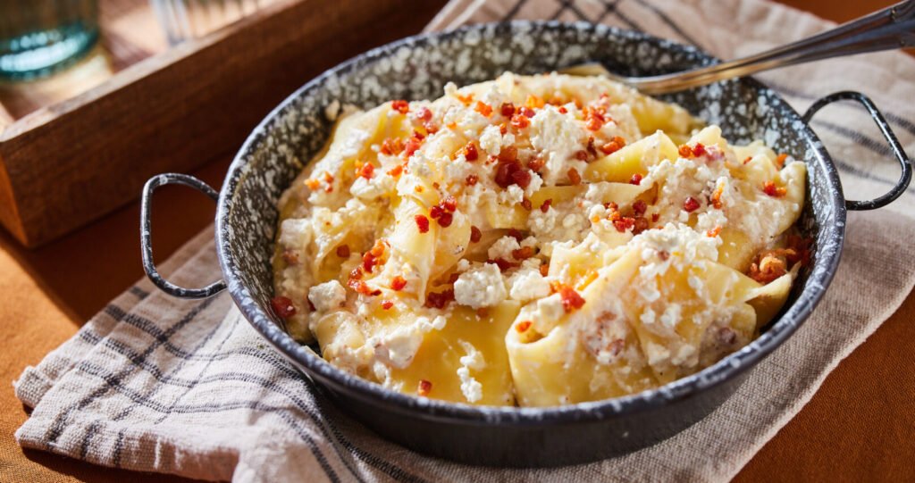 Turos csusza prepared in a pan